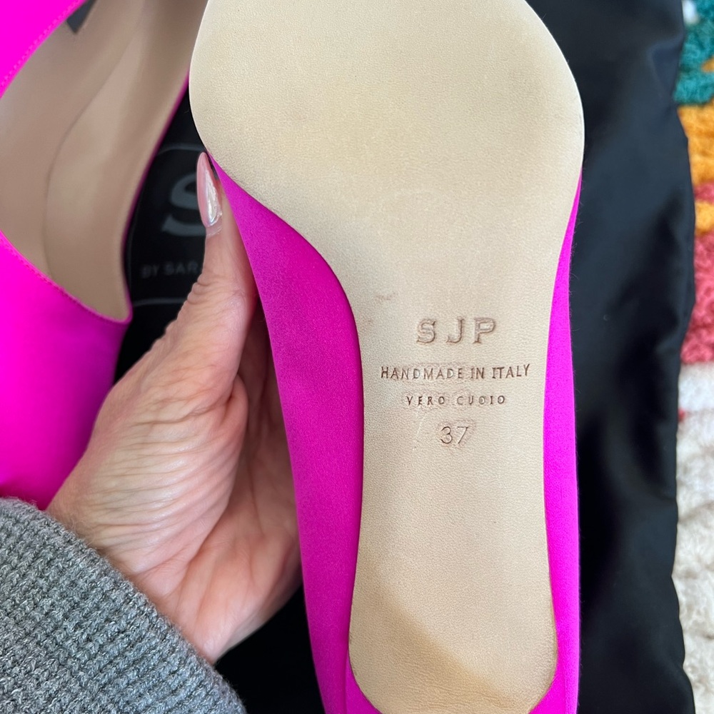 SJP by Sarah Jessica Parker Fuchsia Heels - Picture 2 of 3